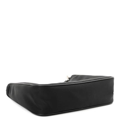 Prada Nylon Re-Edition 2005 Shoulder Bag Black 4 of 11