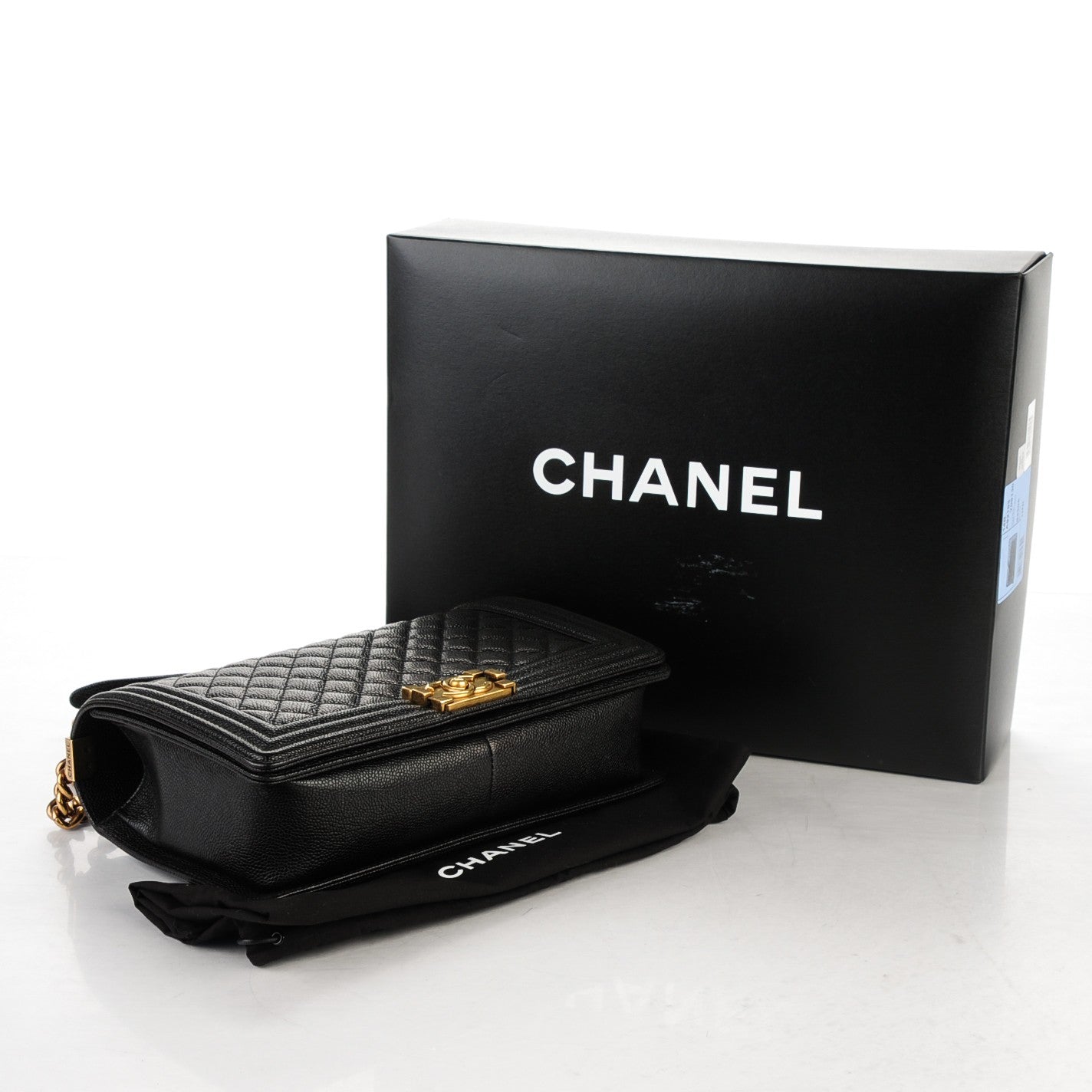 Caviar Quilted New Medium Boy Flap Black