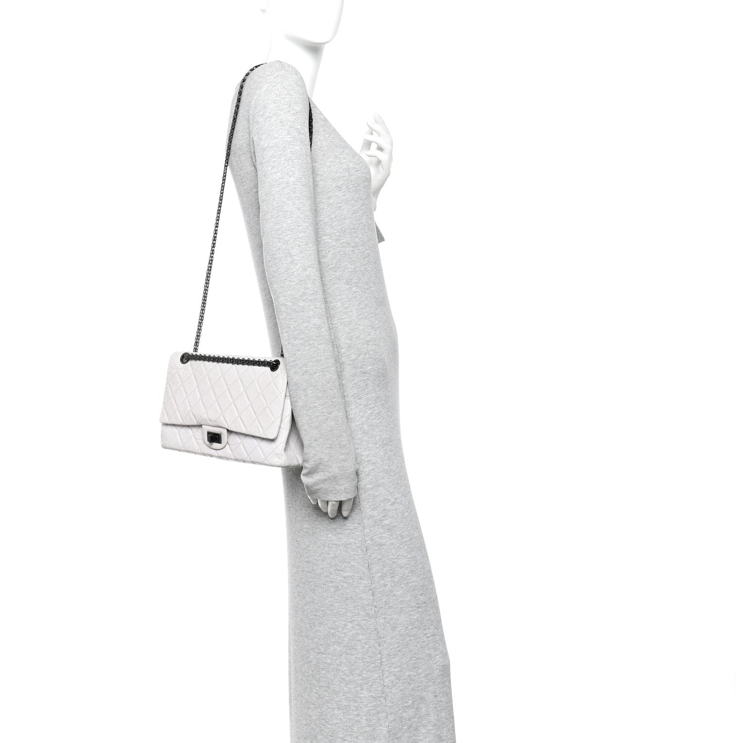 Chanel Aged Calfskin 2.55 Reissue 226 Flap White 2 of 11