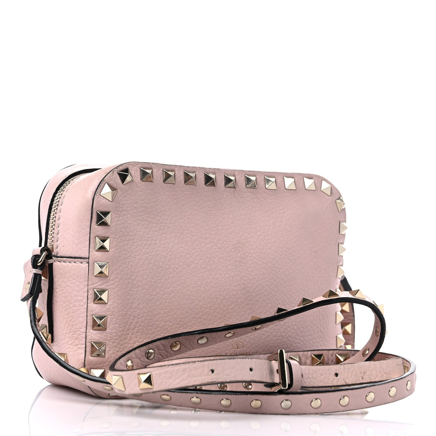 Pebbled Calfskin Rockstud Camera Crossbody Bag Poudre