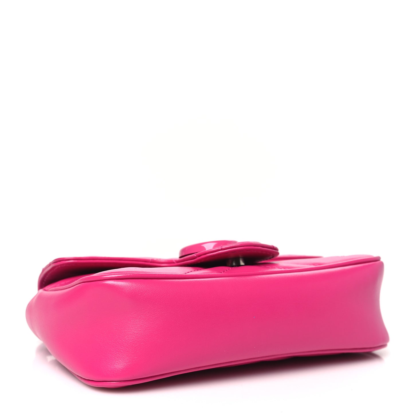 Calfskin Matelasse Monochrome GG Marmont Chain Belt Bag Classic Fuxia