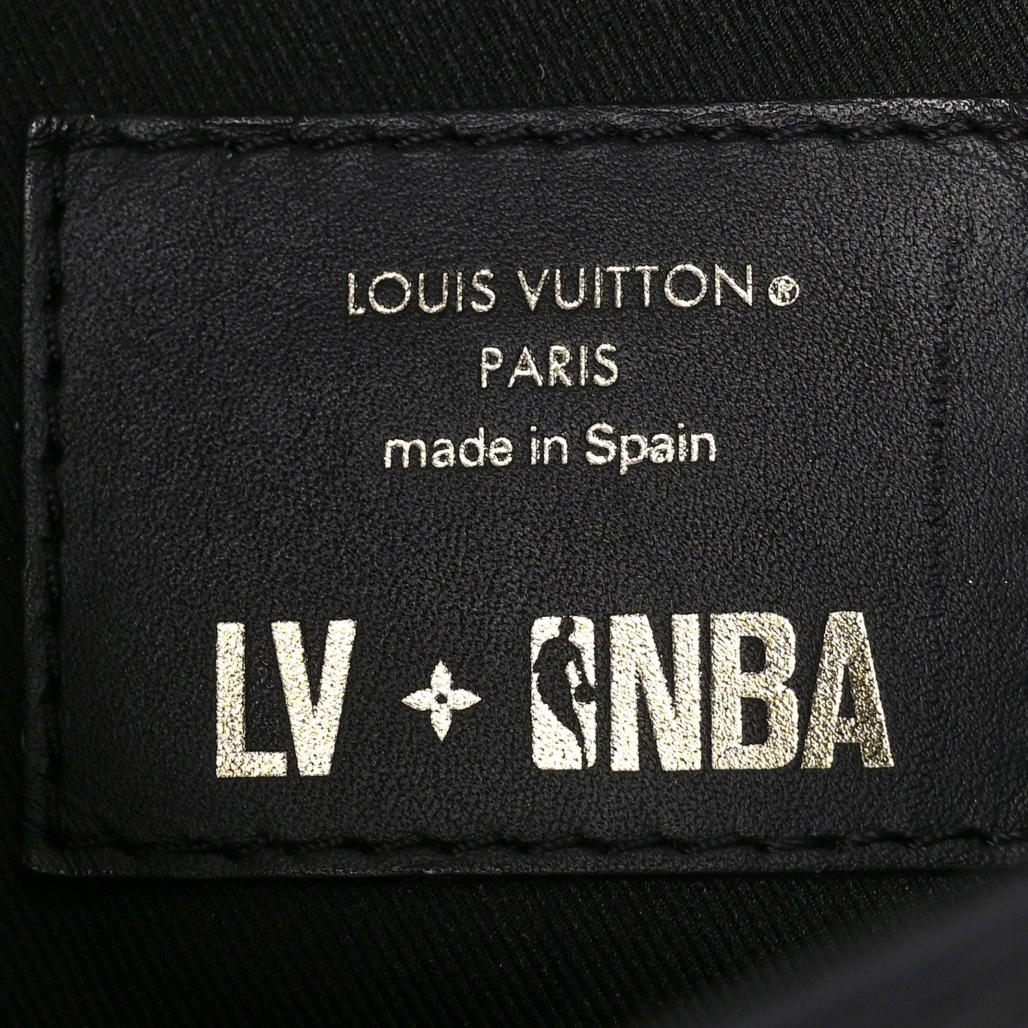Louis Vuitton x NBA Grained Calfskin Monogram Studio Messenger Black 6 of 8