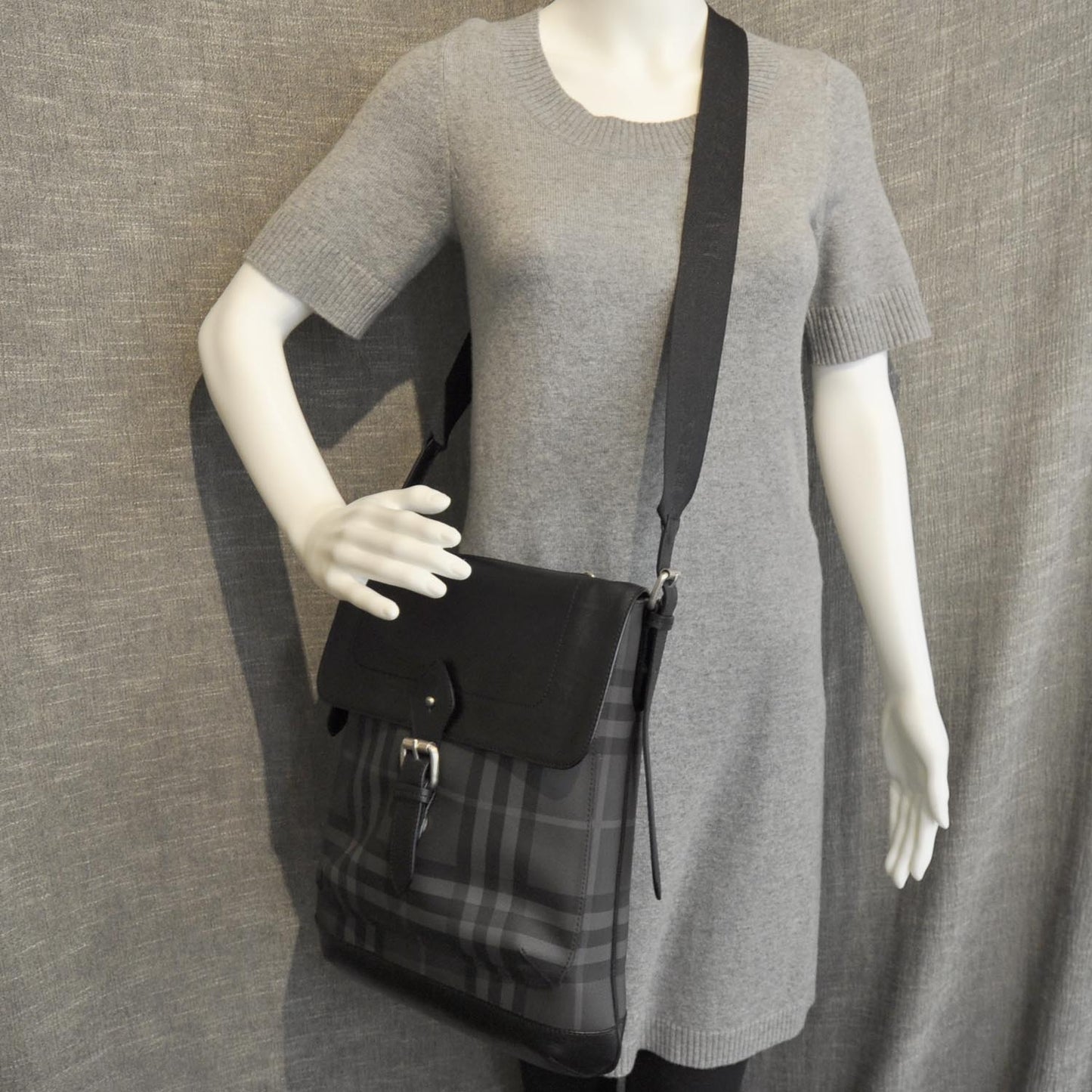 Nylon Tonal Check Messenger Bag Black