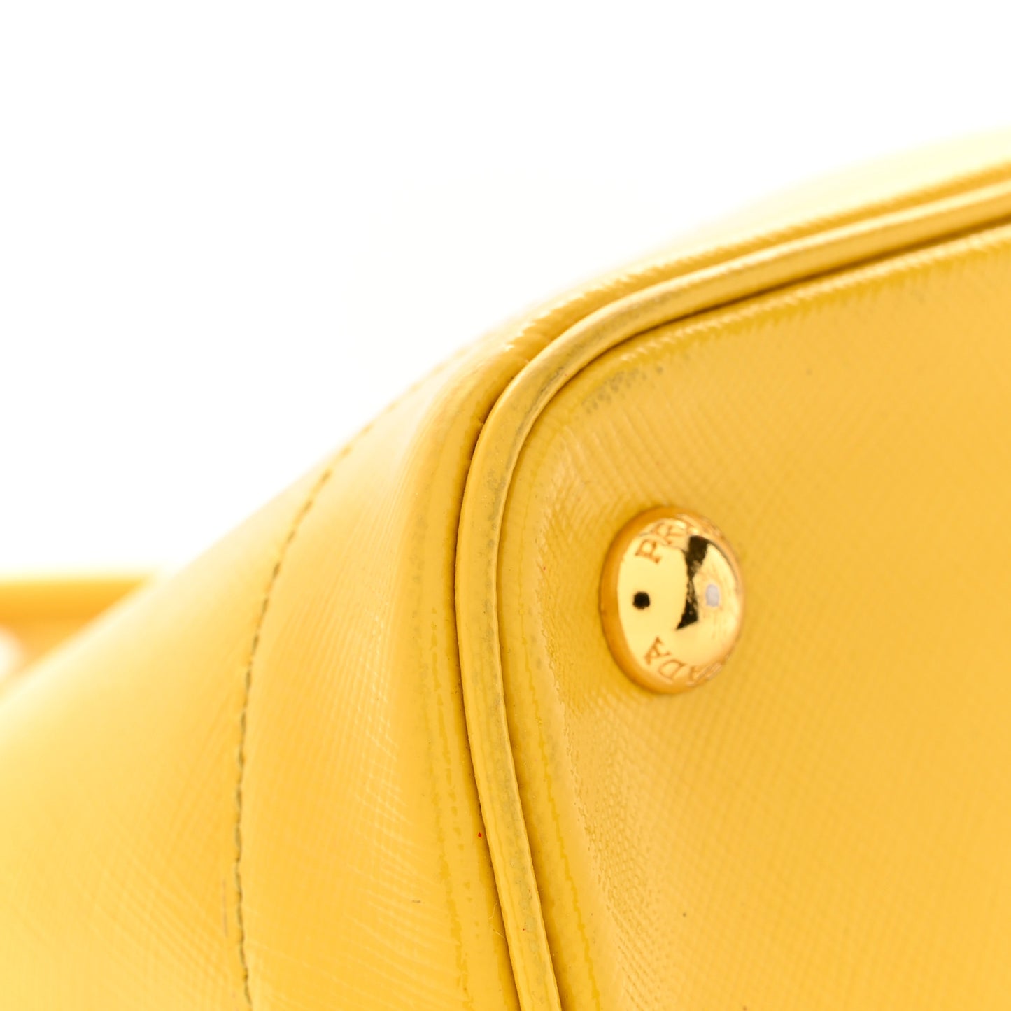 Saffiano Vernice Medium Open Promenade Tote Ananas