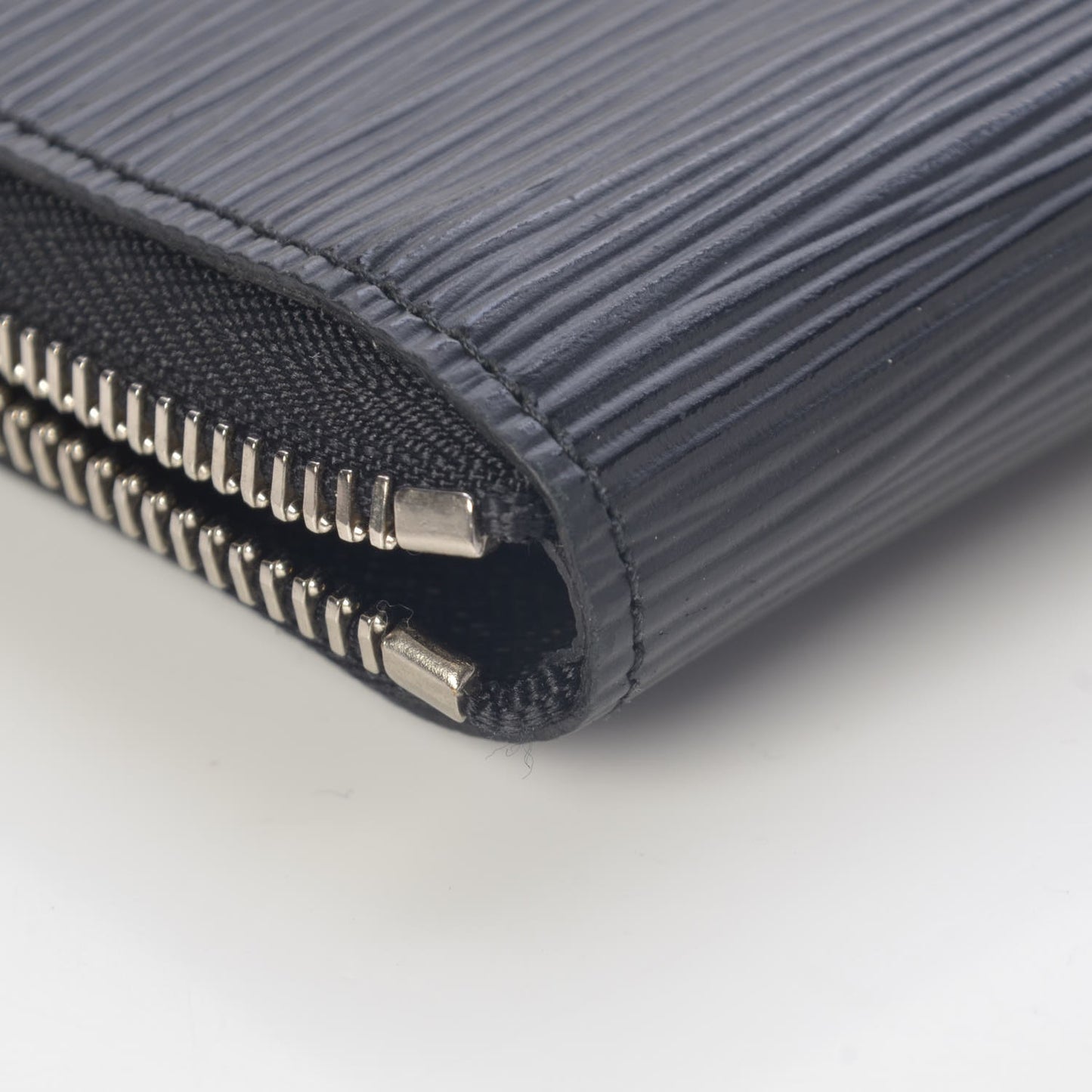 Epi Zippy Compact Wallet Black