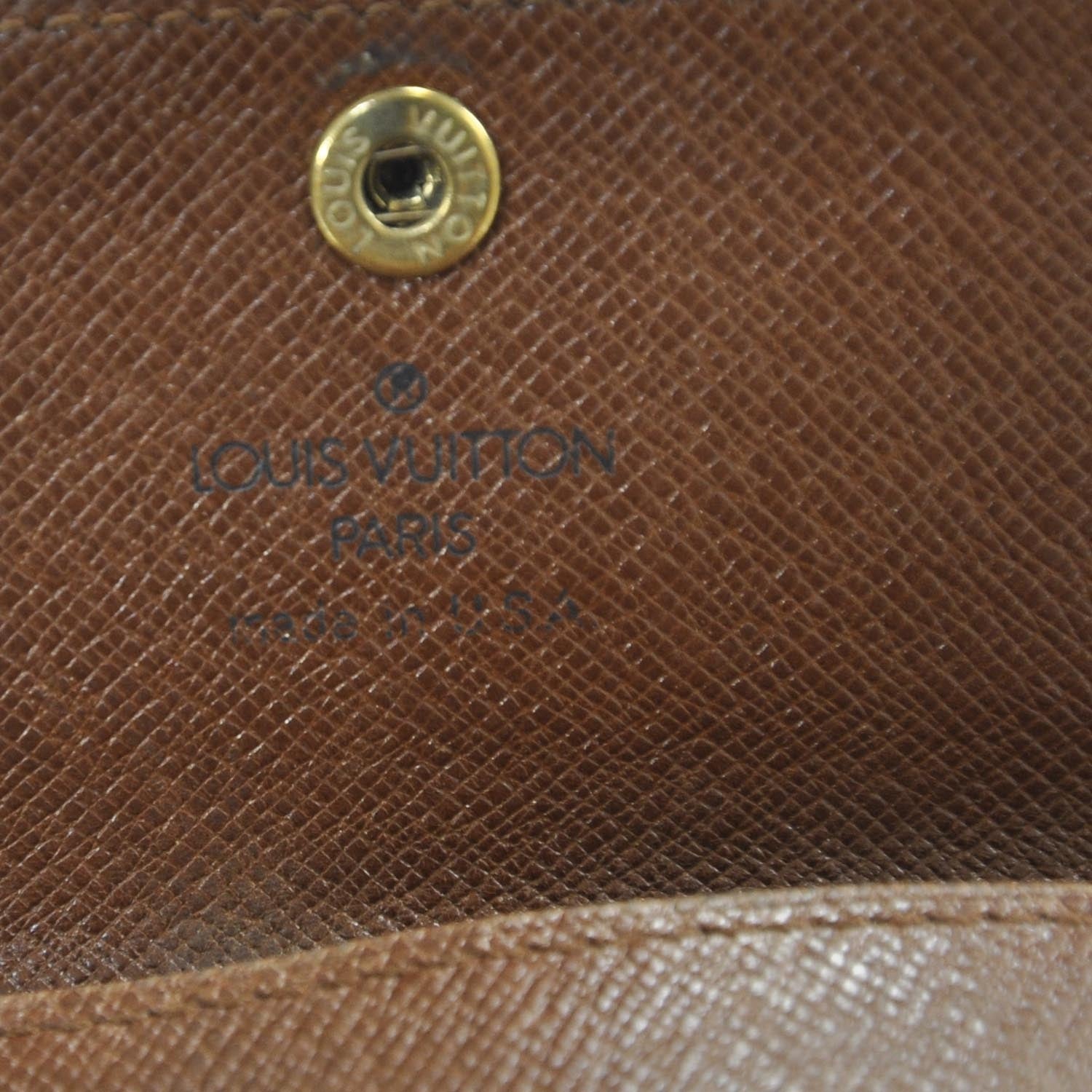 Louis Vuitton Monogram 4 Key Multicles Holder 8 of 8