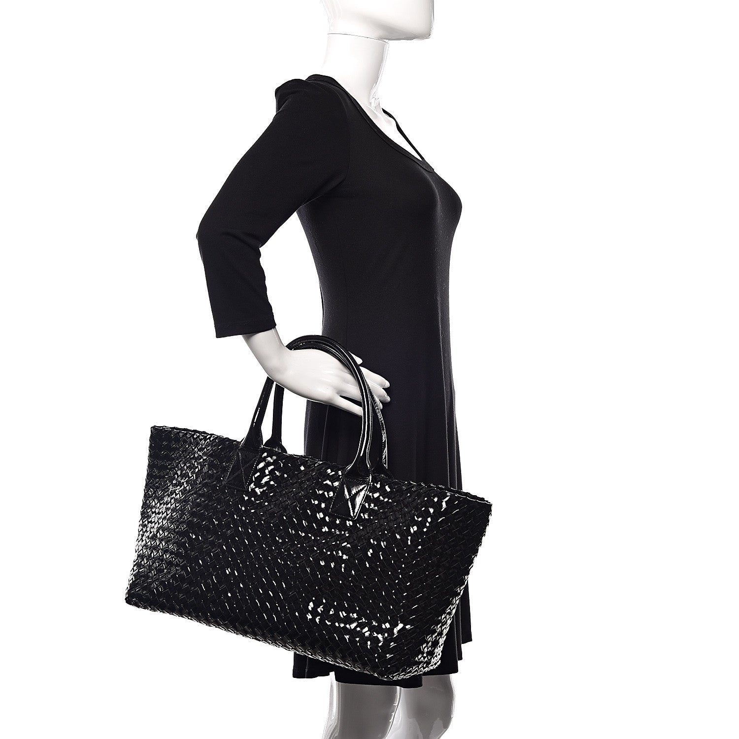 Bottega Veneta Spazzolato Nappa Intrecciato Medium Moon Cabat Black 2 of 14