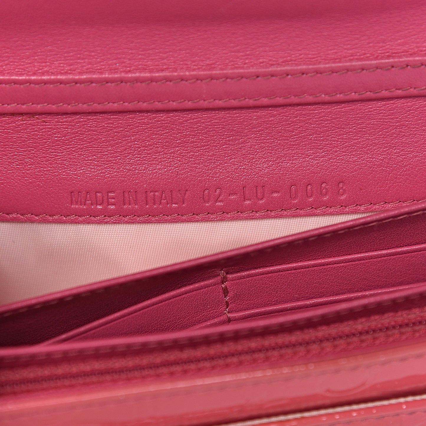 Patent Ultimate Chain Wallet Fushia