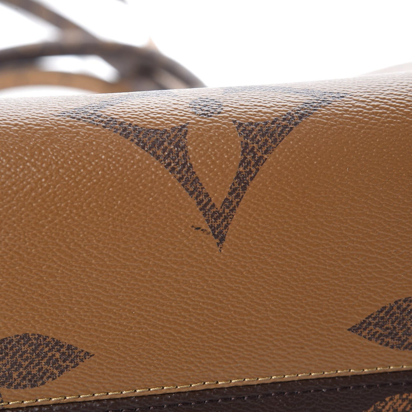 Reverse Monogram Giant Onthego GM
