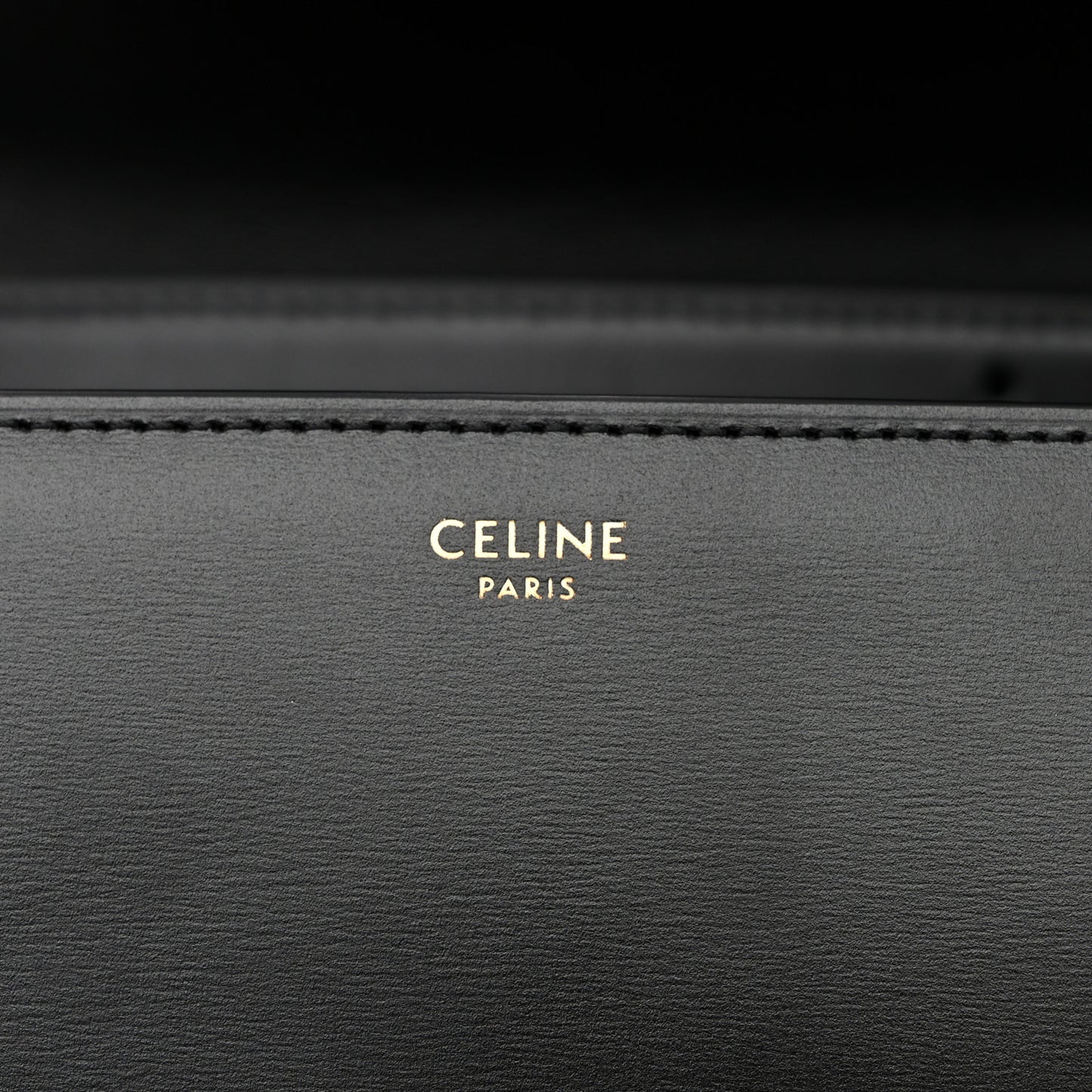 Box Calfskin Medium Classic Box Flap Bag Black