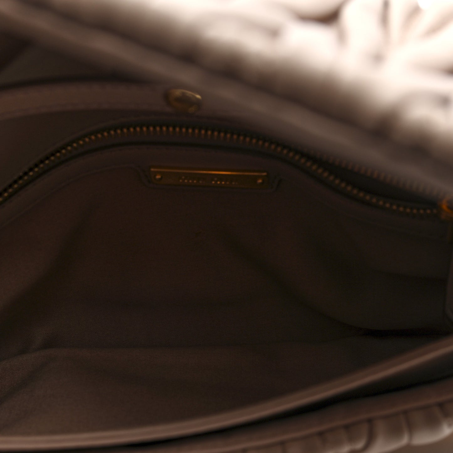 Nappa Matelasse Wallet On Chain Cammeo
