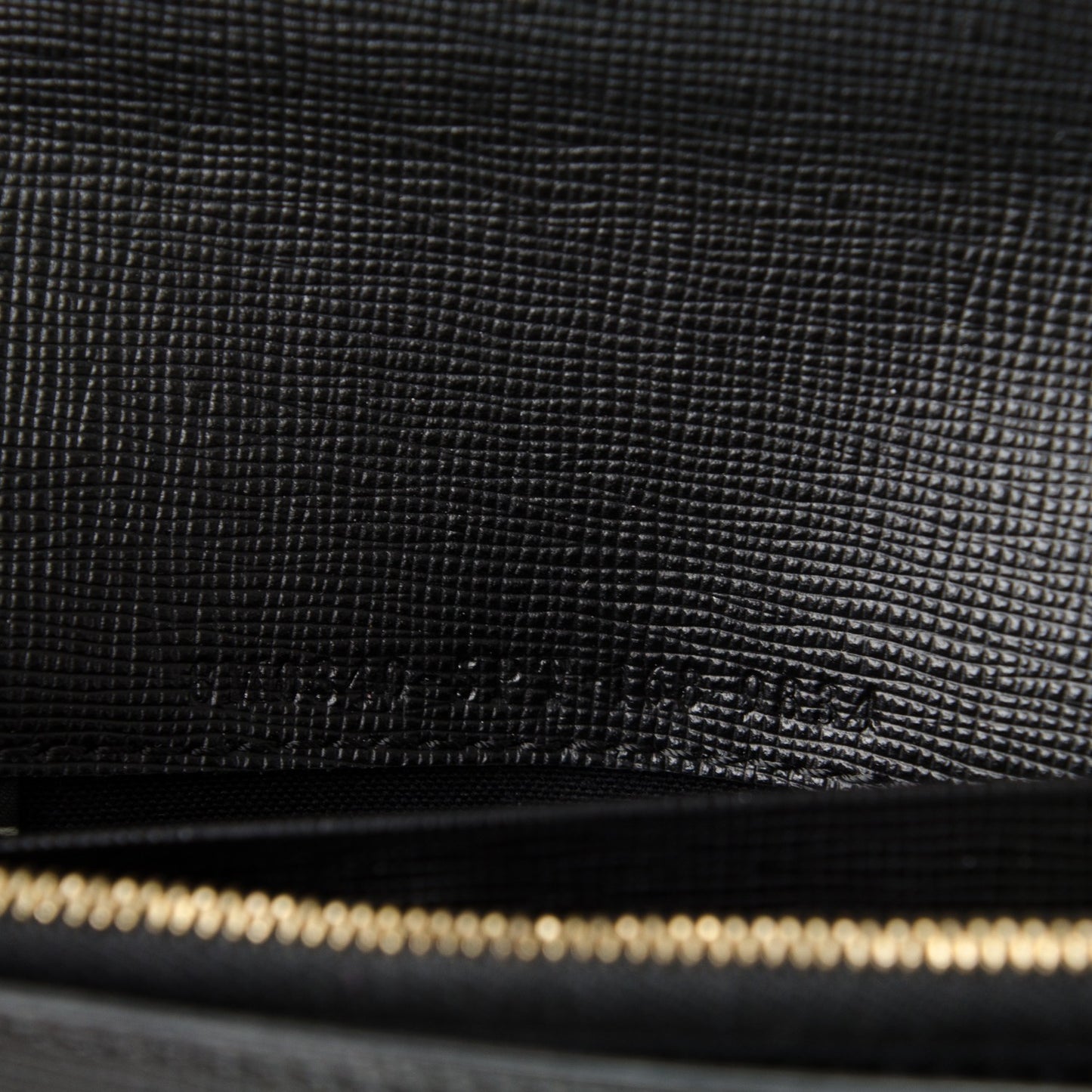 Vitello Elite Crystal Monster Eyes Simply Continental Wallet Black Cedro