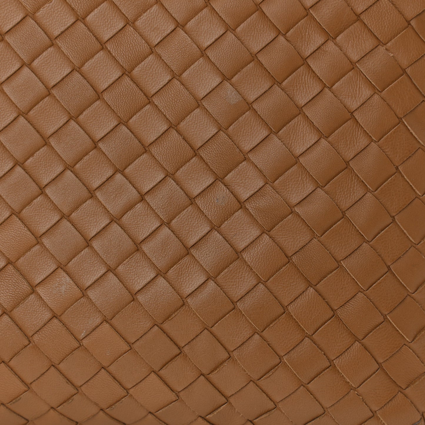 Nappa Intrecciato Large Seamless Tote Camel