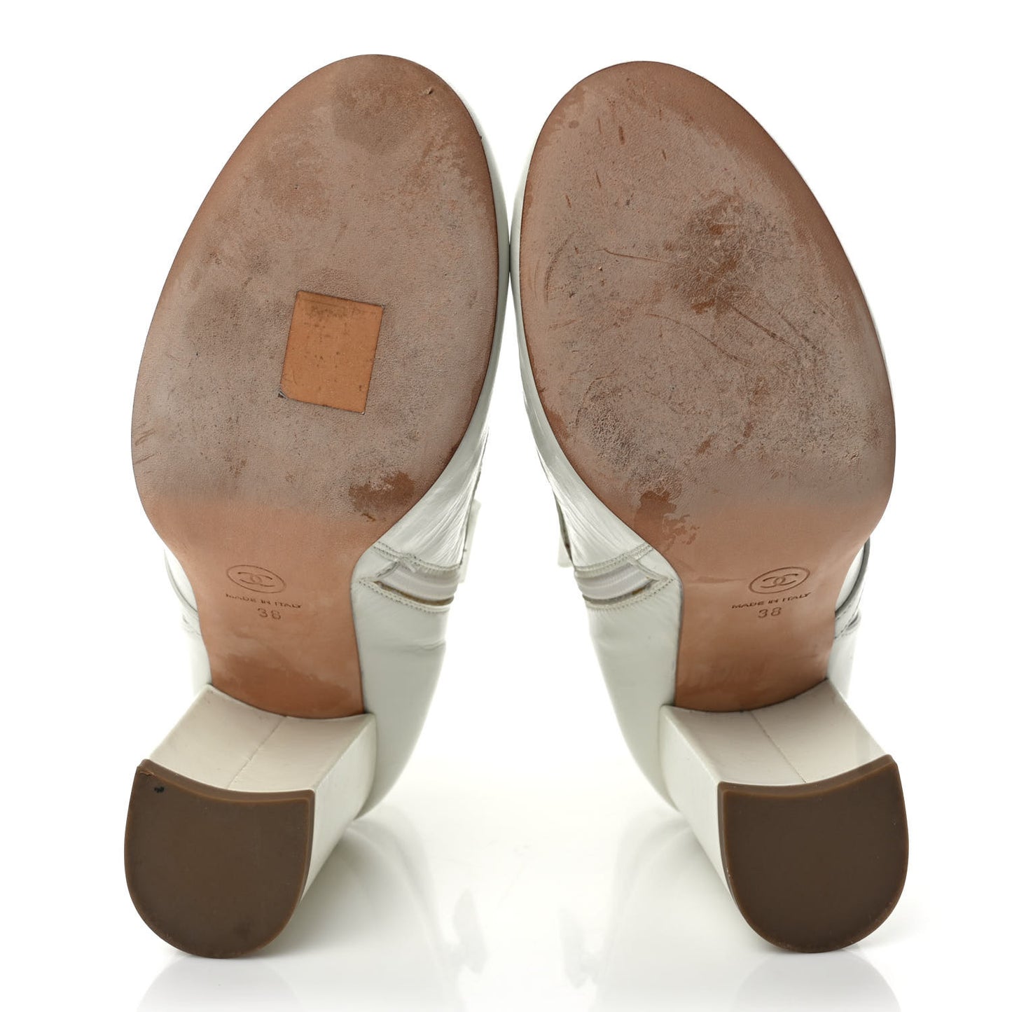 Crackled Calfskin Chain CC Short Boots 38 Ivory
