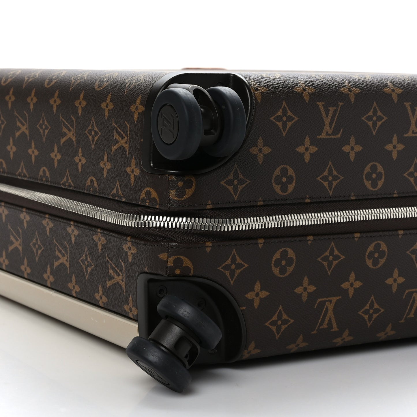 Monogram Horizon 50