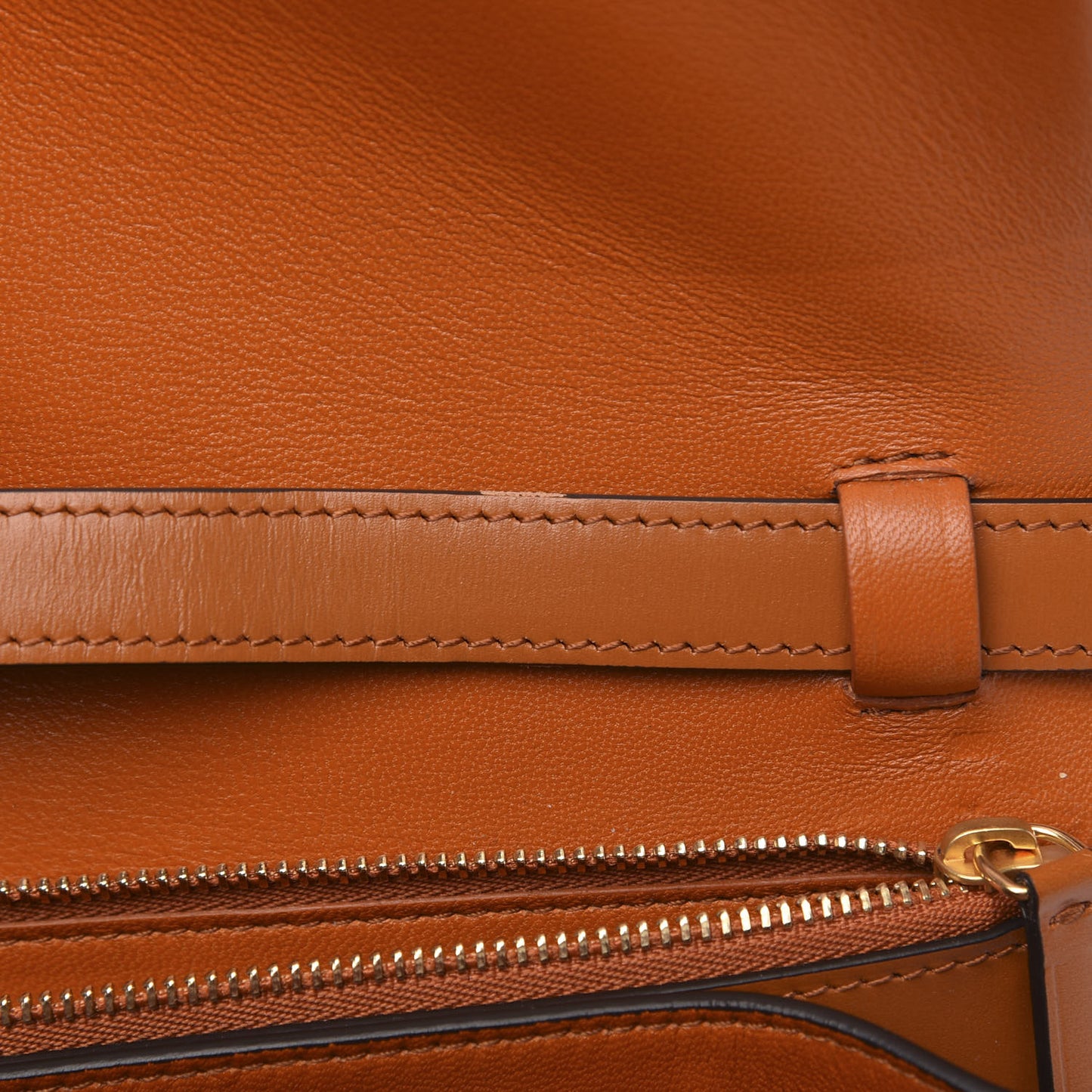 Smooth Calfskin Medium Classic Box Flap Bag Camel