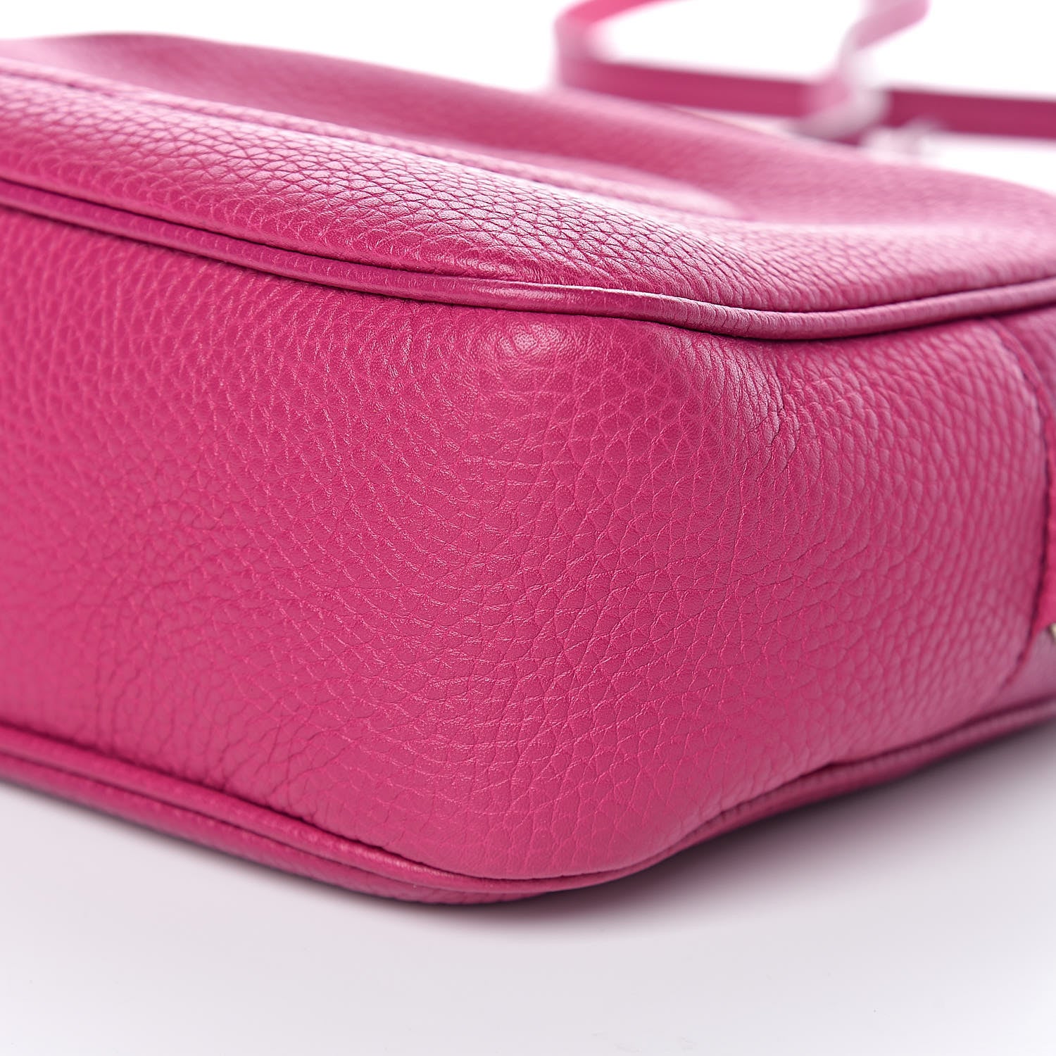 Gucci Pebbled Calfskin Small Soho Disco Bag Bright Bougainvillea 9 of 12