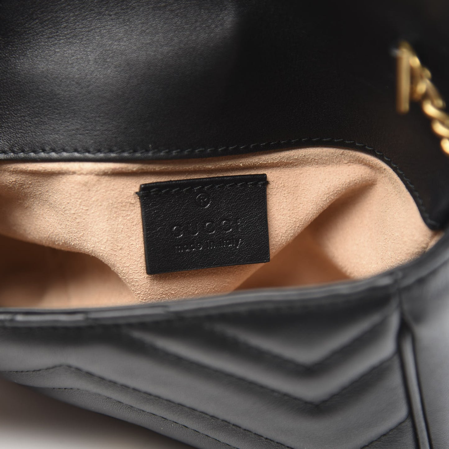 Calfskin Matelasse Super Mini GG Marmont Shoulder Bag Black