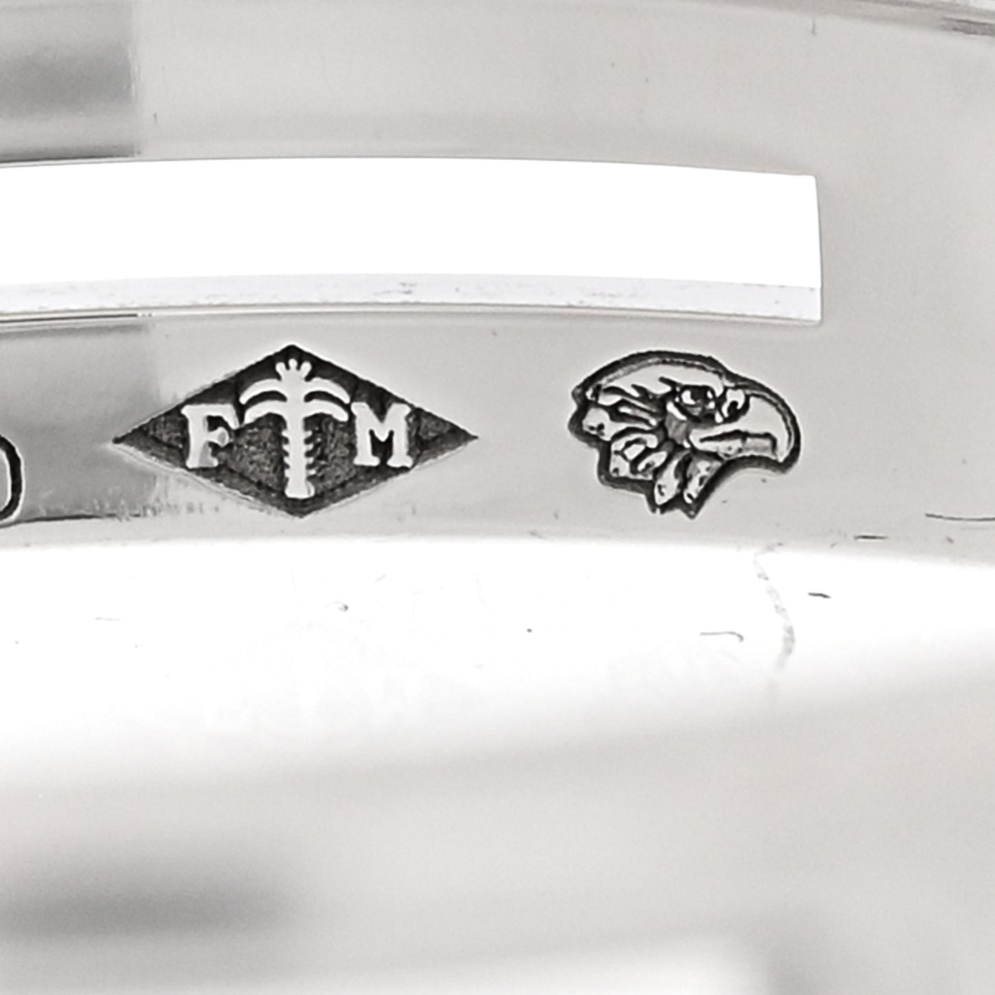 18K White Gold Ariane Wedding Band Ring 54 7