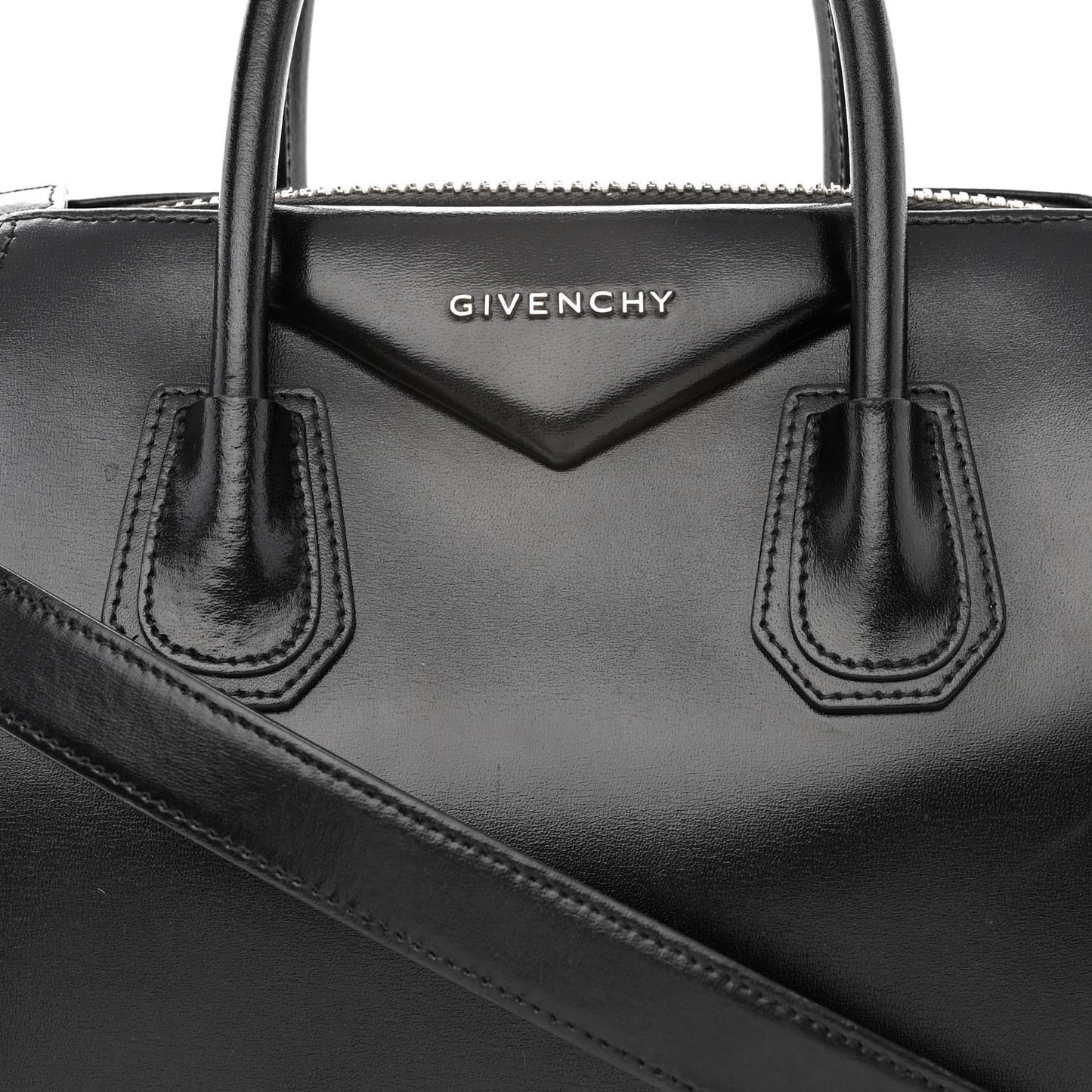 Shiny Lord Calfskin Small Antigona Black