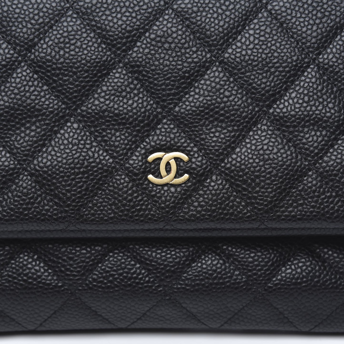 Caviar Quilted CC Beauty Clutch Black