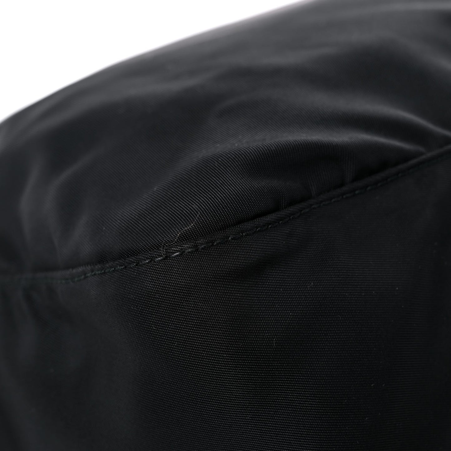 Nylon Vela Messenger Bag Black