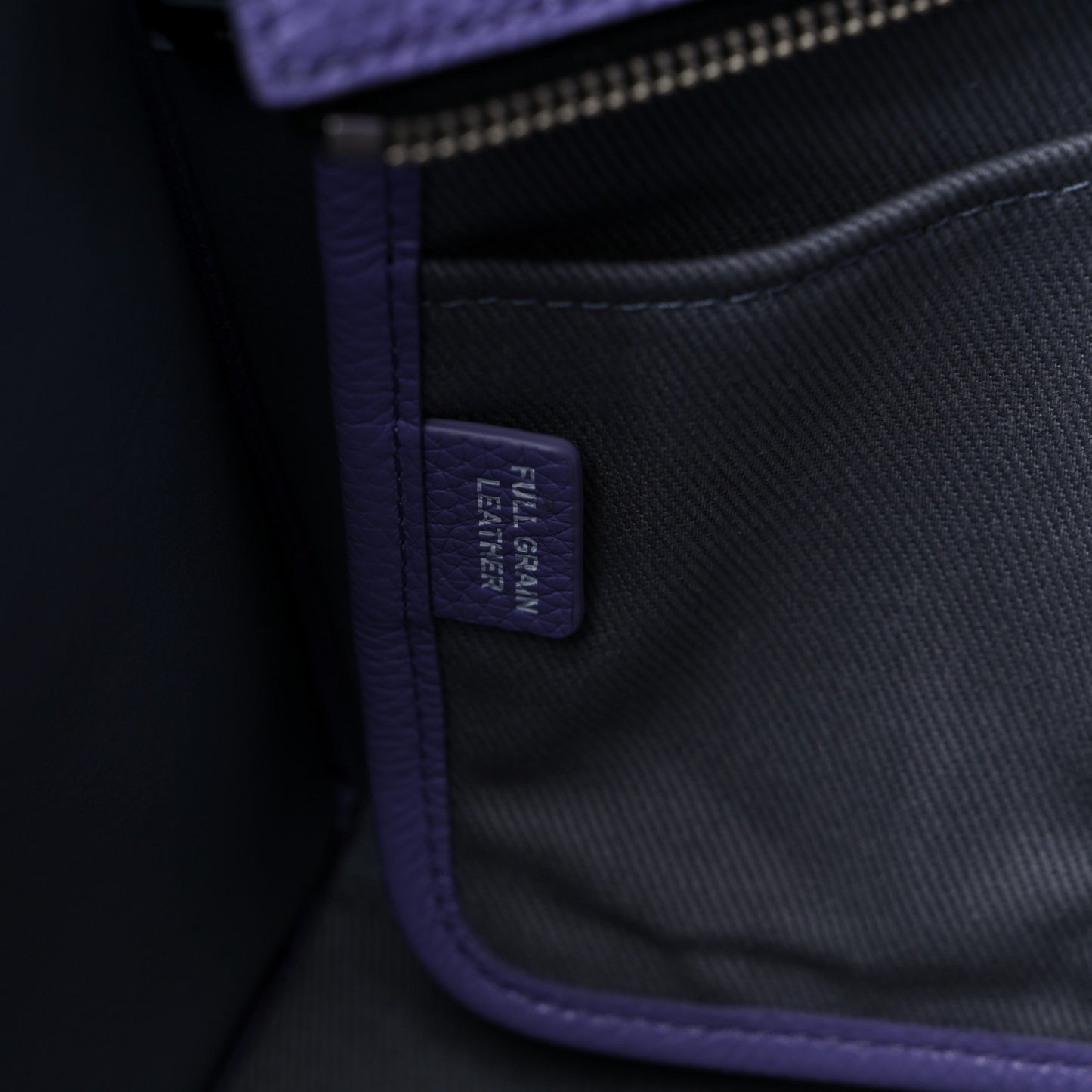Grained Calfskin Medium The Tote Bag in Daybreak