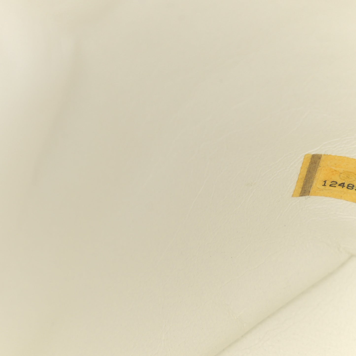 Caviar Quilted Jumbo Single Flap White