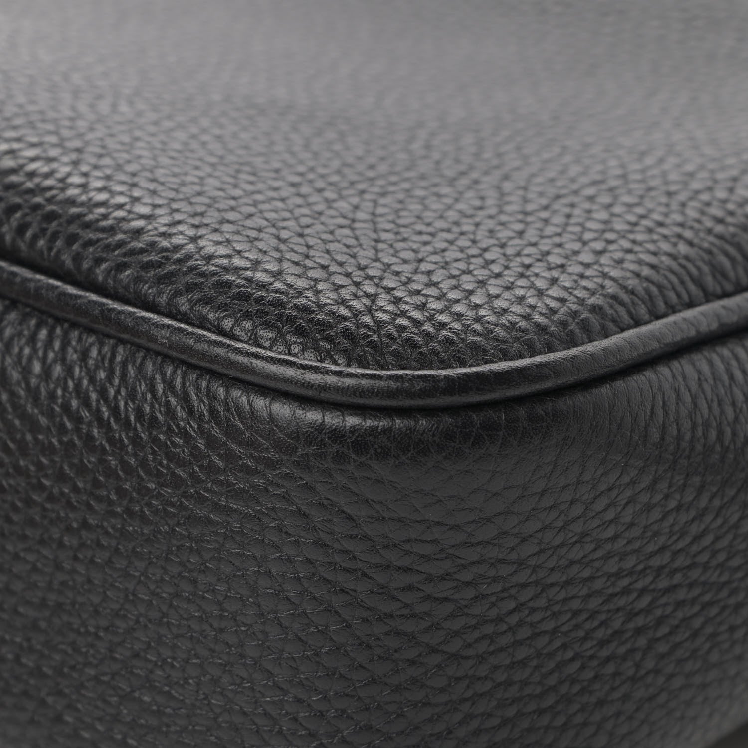Gucci Pebbled Calfskin Small Soho Disco Bag Black 11 of 16