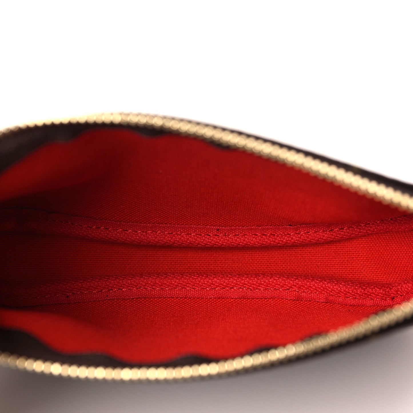 Monogram 2020 Christmas Animation Bumper Cars Mini Pochette Accessories Coquelicot