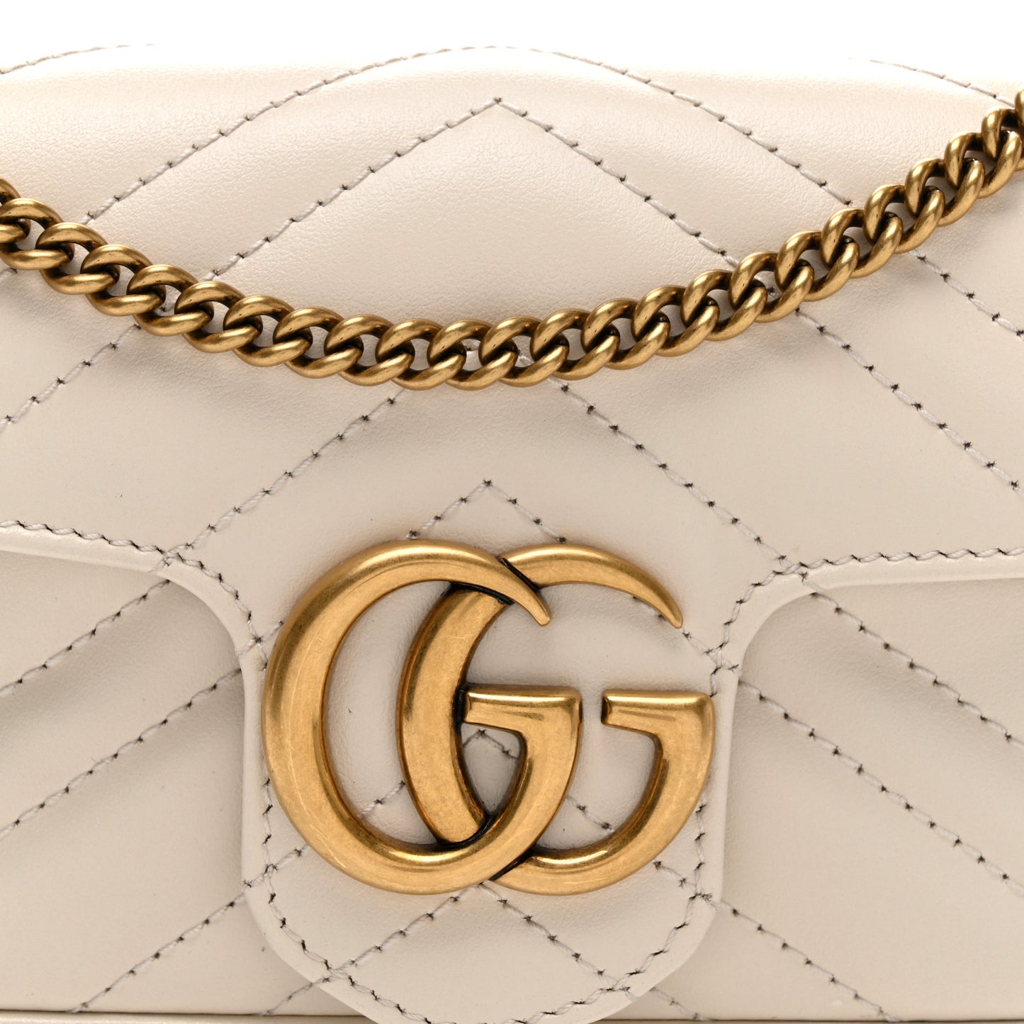 Calfskin Matelasse Super Mini GG Marmont Shoulder Bag White