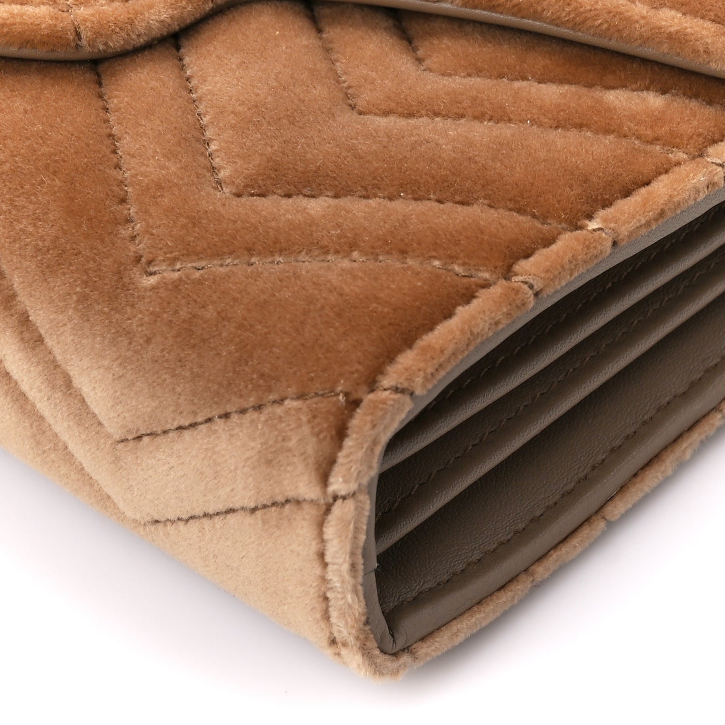 Velvet Matelasse GG Marmont Chain Wallet Taupe