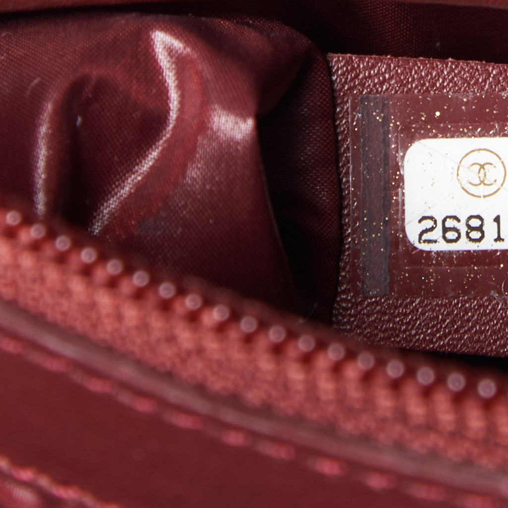 Nylon Quilted Coco Cocoon Medium Reversible Tote Black Red