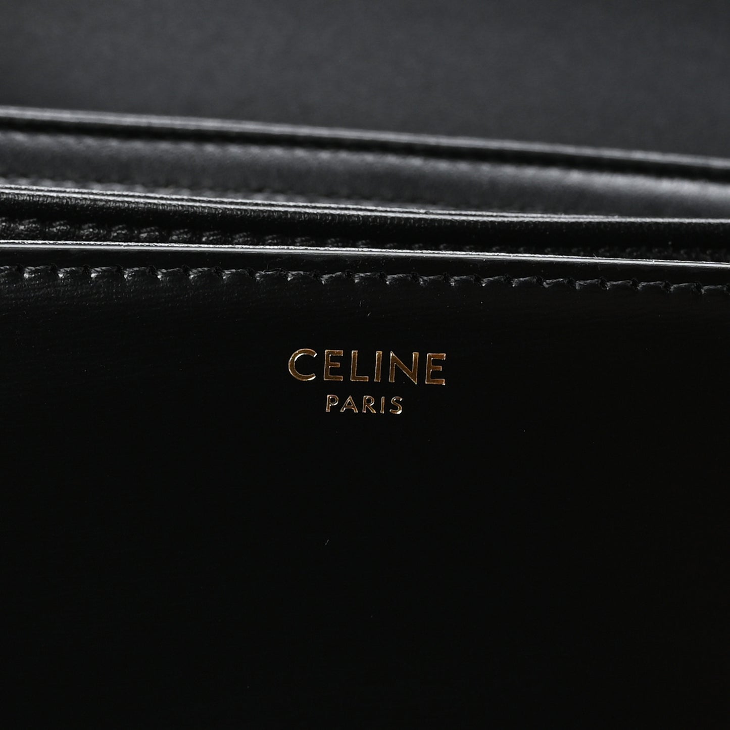 Shiny Calfskin Medium Triomphe Black