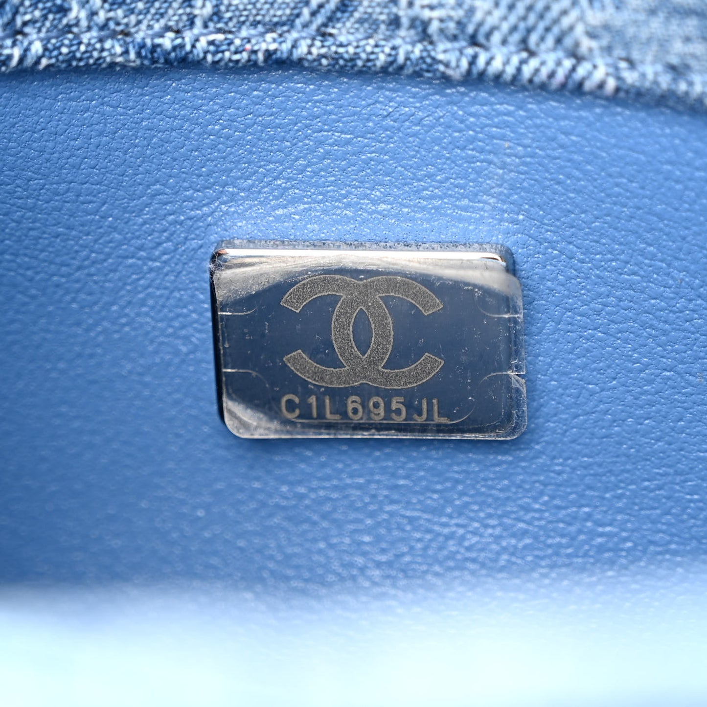 Denim Quilted Medium Camellia Sweetheart Flap Blue