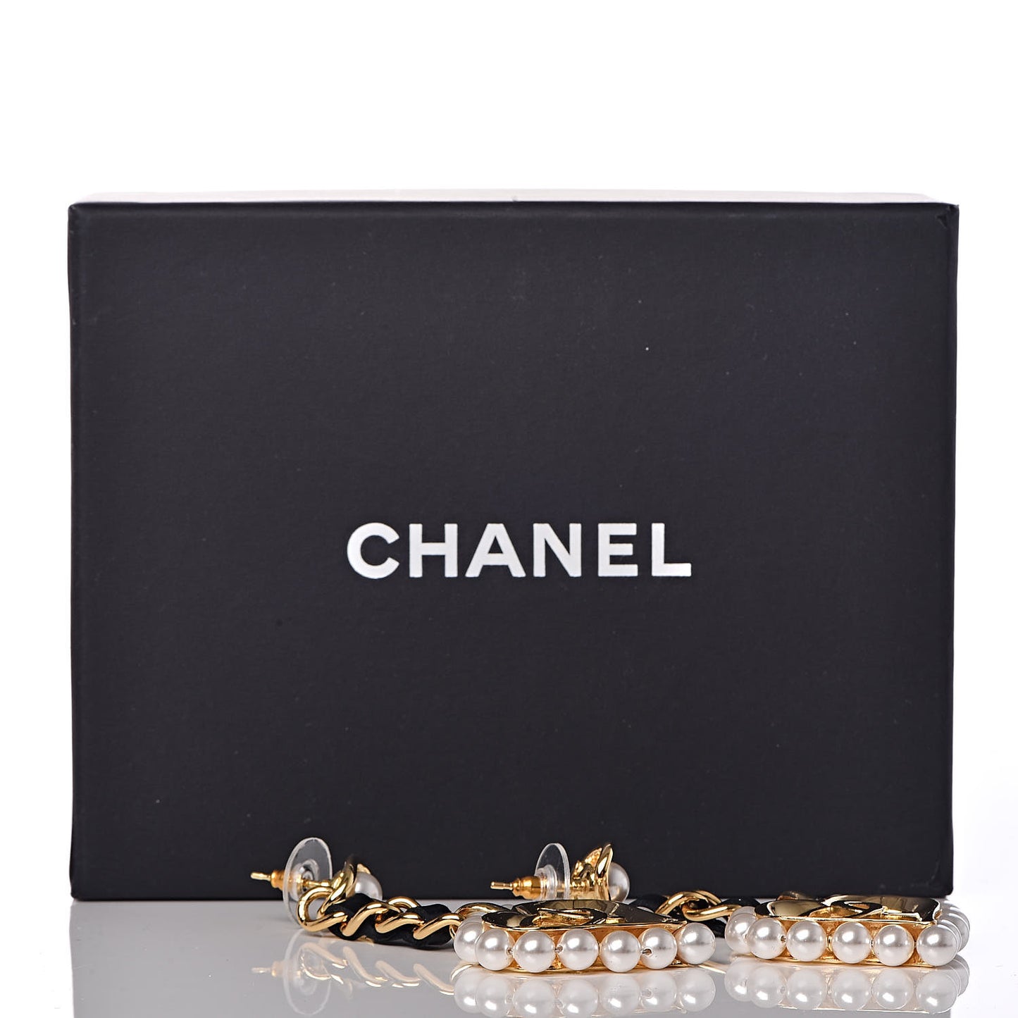 Pearl Heart CC Drop Earrings Gold