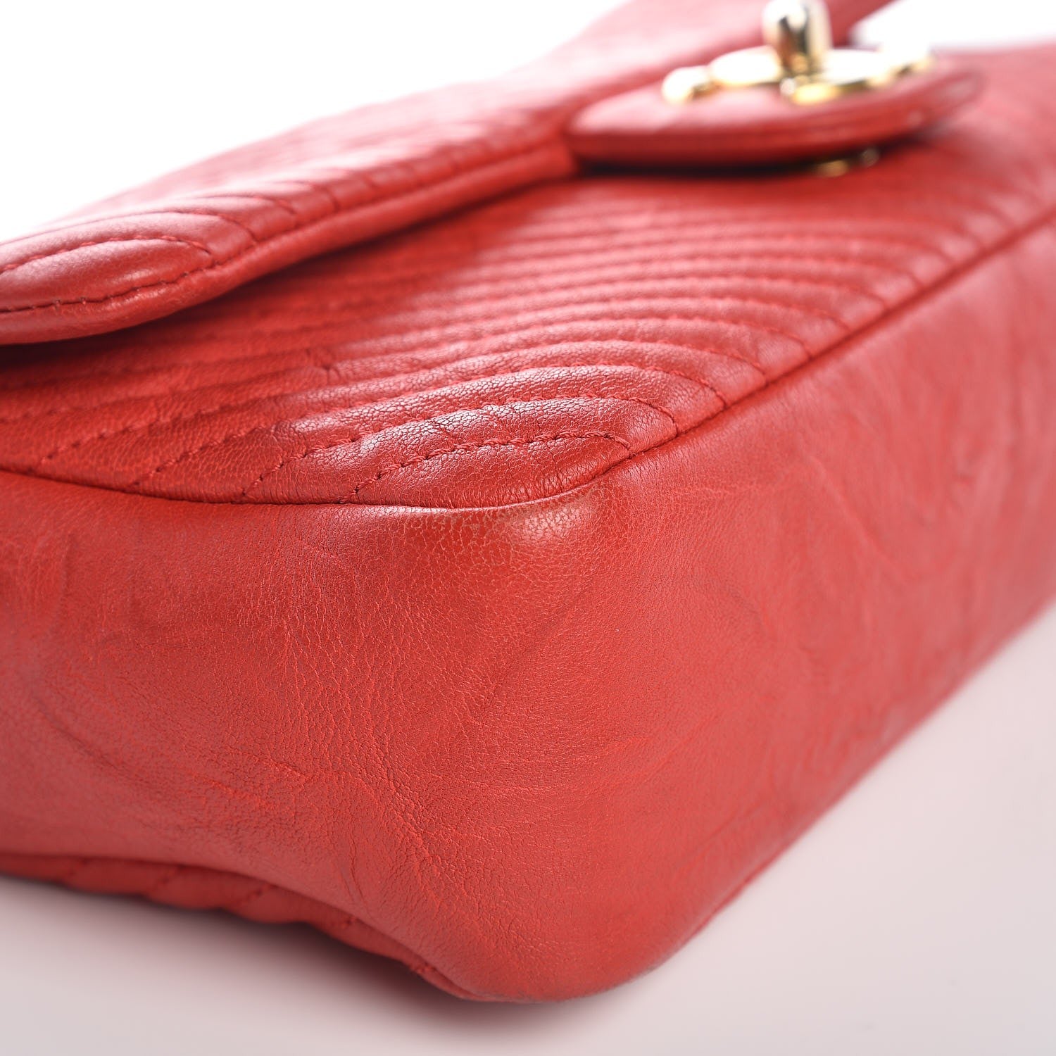 Chanel Calfskin Surpique Chevron Medium Flap Red 12 of 19