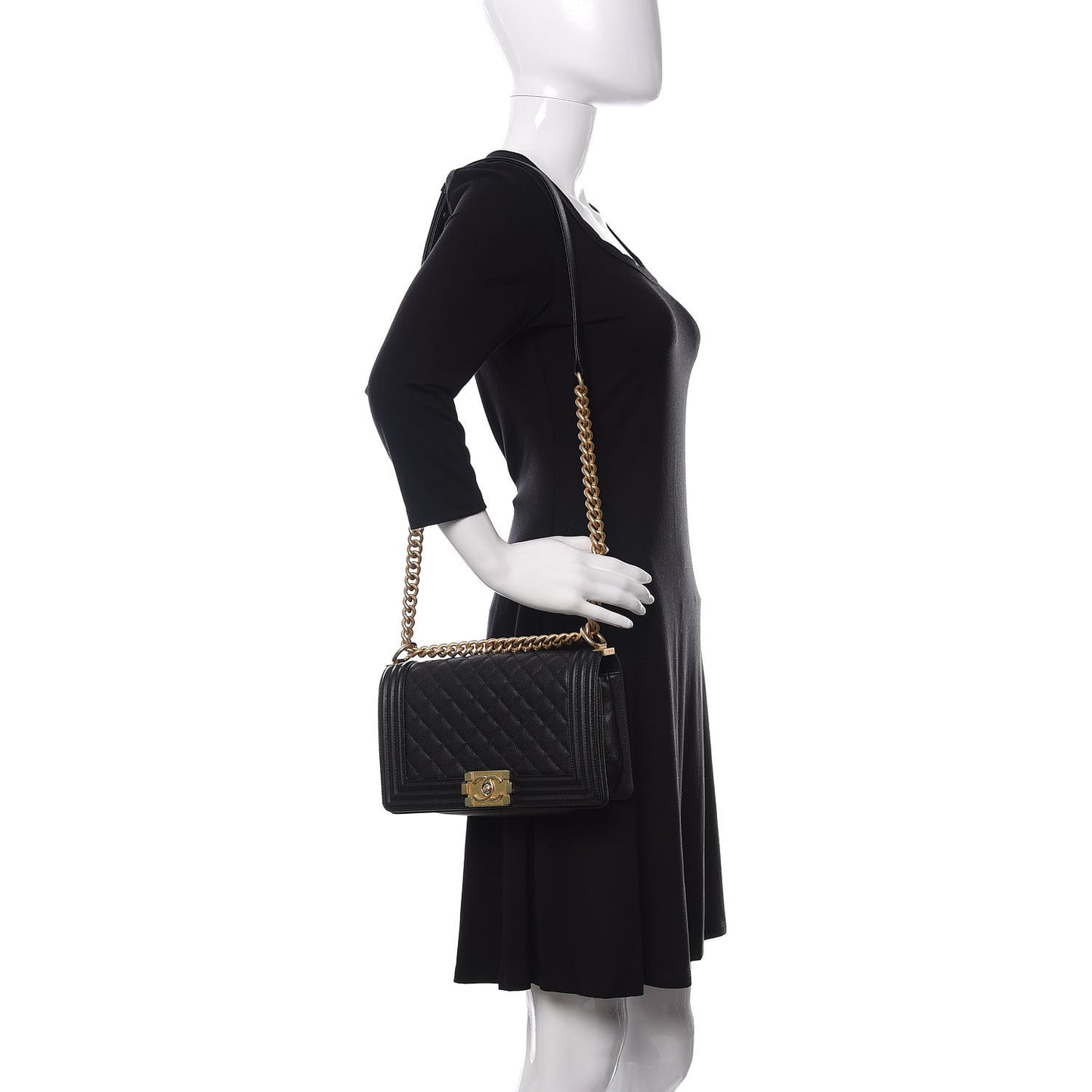 Caviar Quilted Medium Boy Flap Black