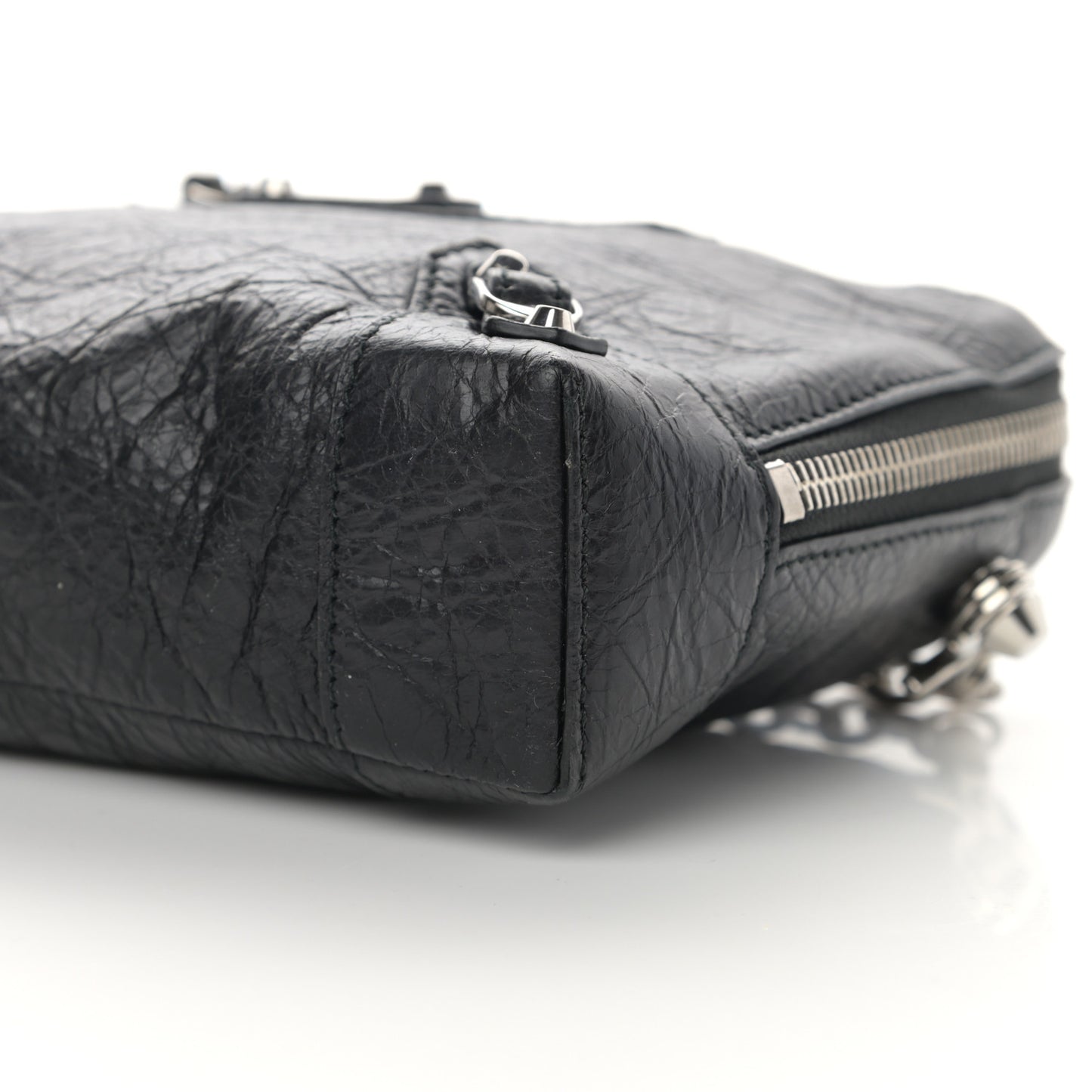 Agneau Classic Silver Hardware Pouch With A Chain Crossbody Black