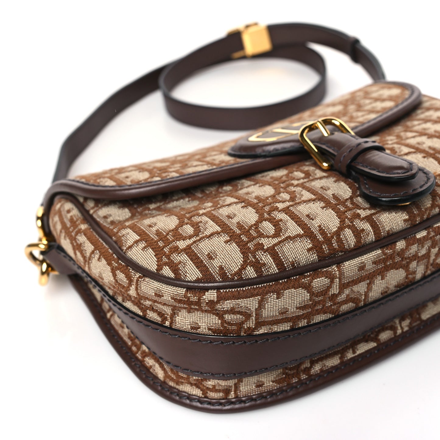 Oblique Medium Bobby Flap Brown