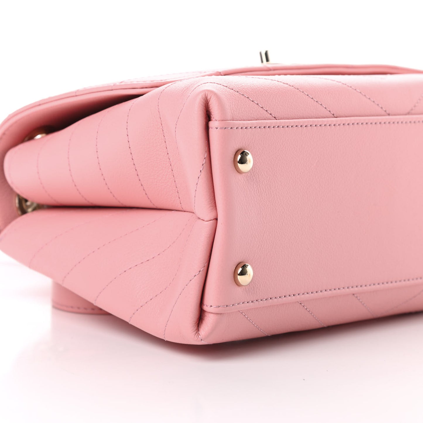 Grained Calfskin Small Chevron Chic Top Handle Flap Pink