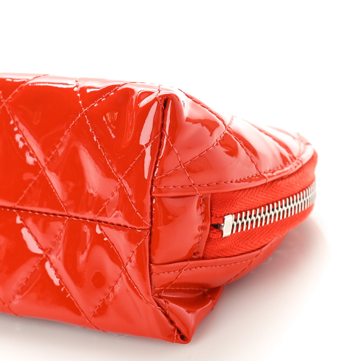 Patent Quilted Brilliant Cosmetic Case Red
