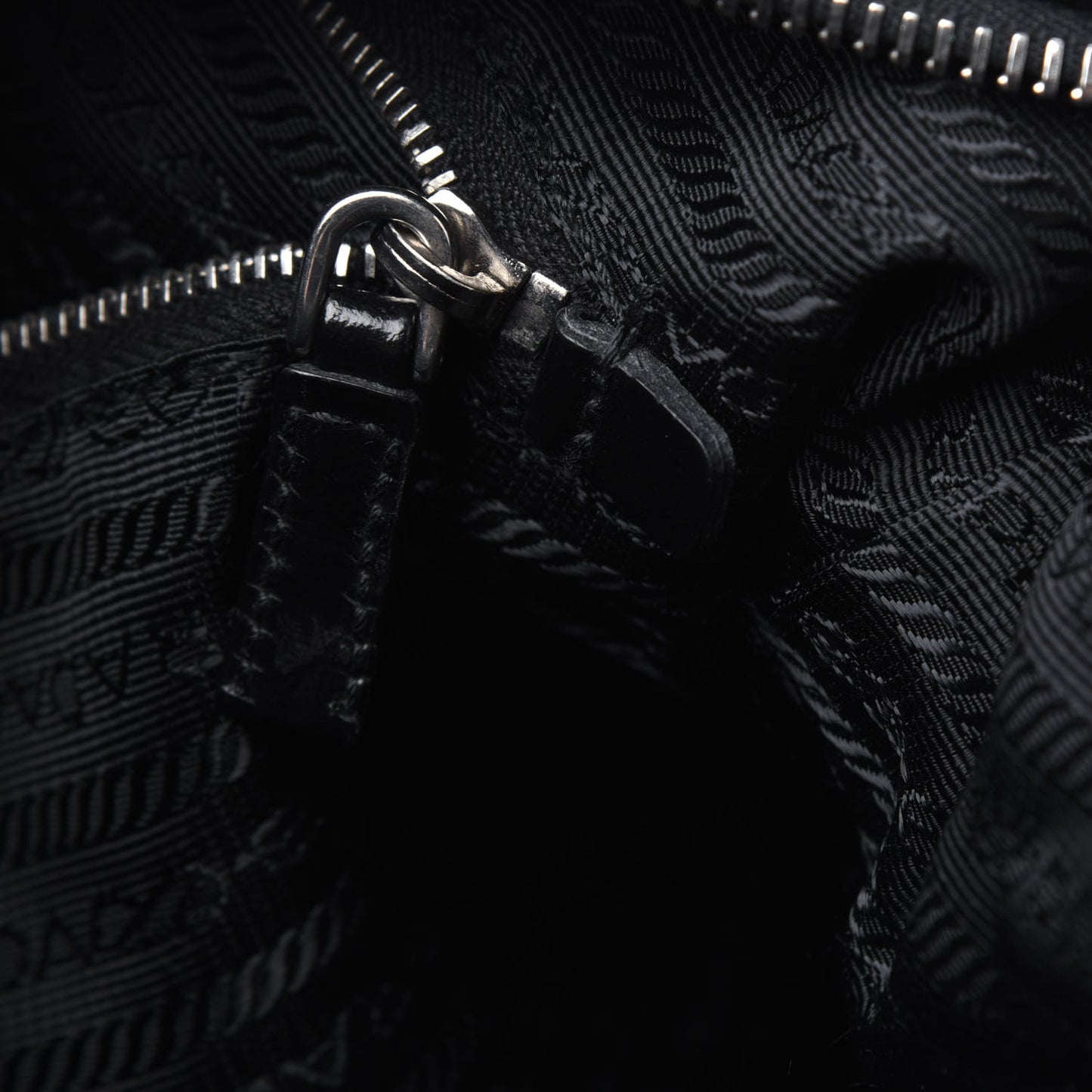 Tessuto Nylon Calfskin Flat Messenger Bag Black