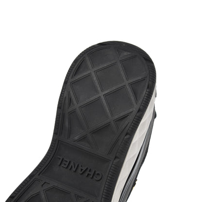 Chanel Velvet Calfskin Mixed Fibers CC Sneakers 38.5 Black 16 of 17