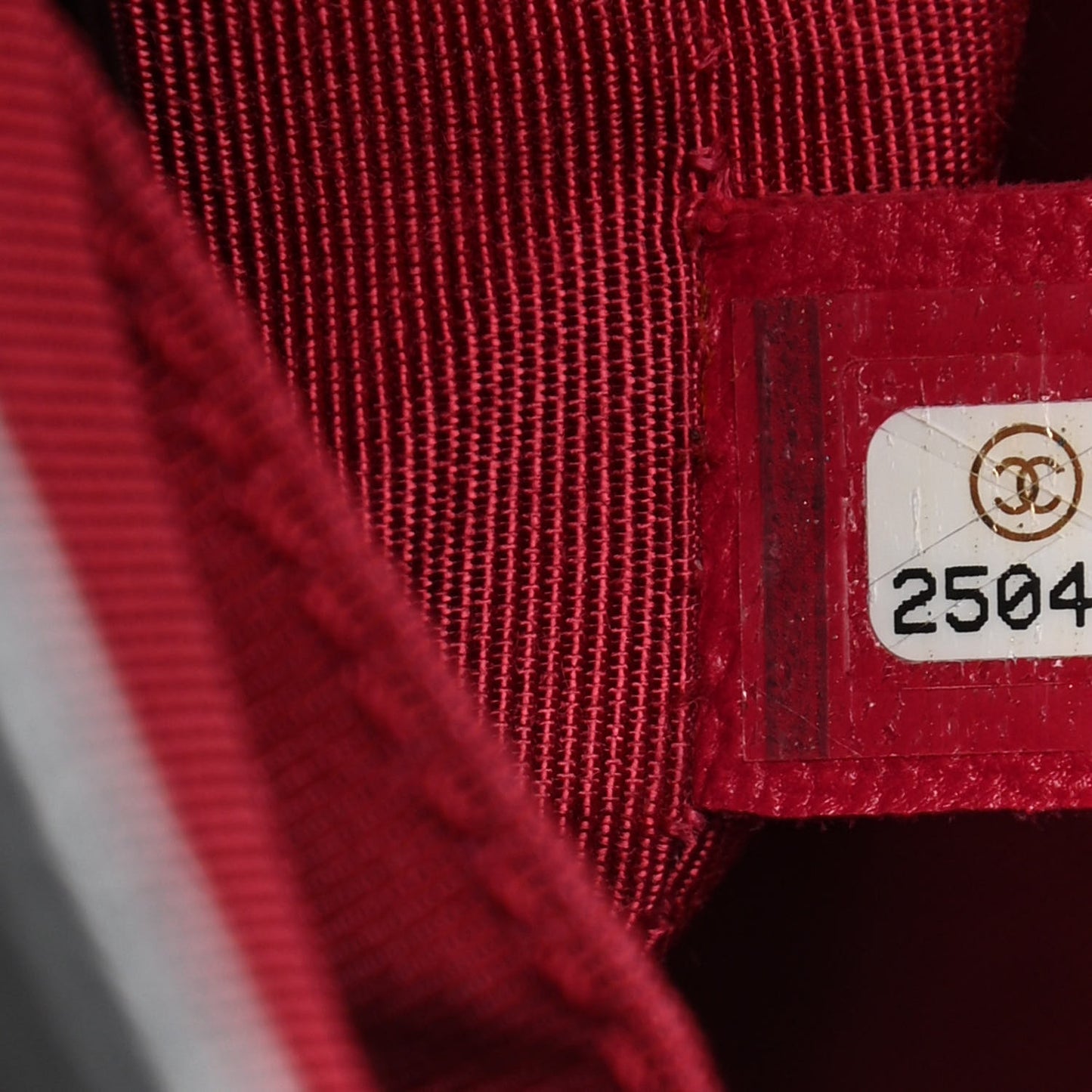 Aged Calfskin Quilted Medium Gabrielle Hobo Black