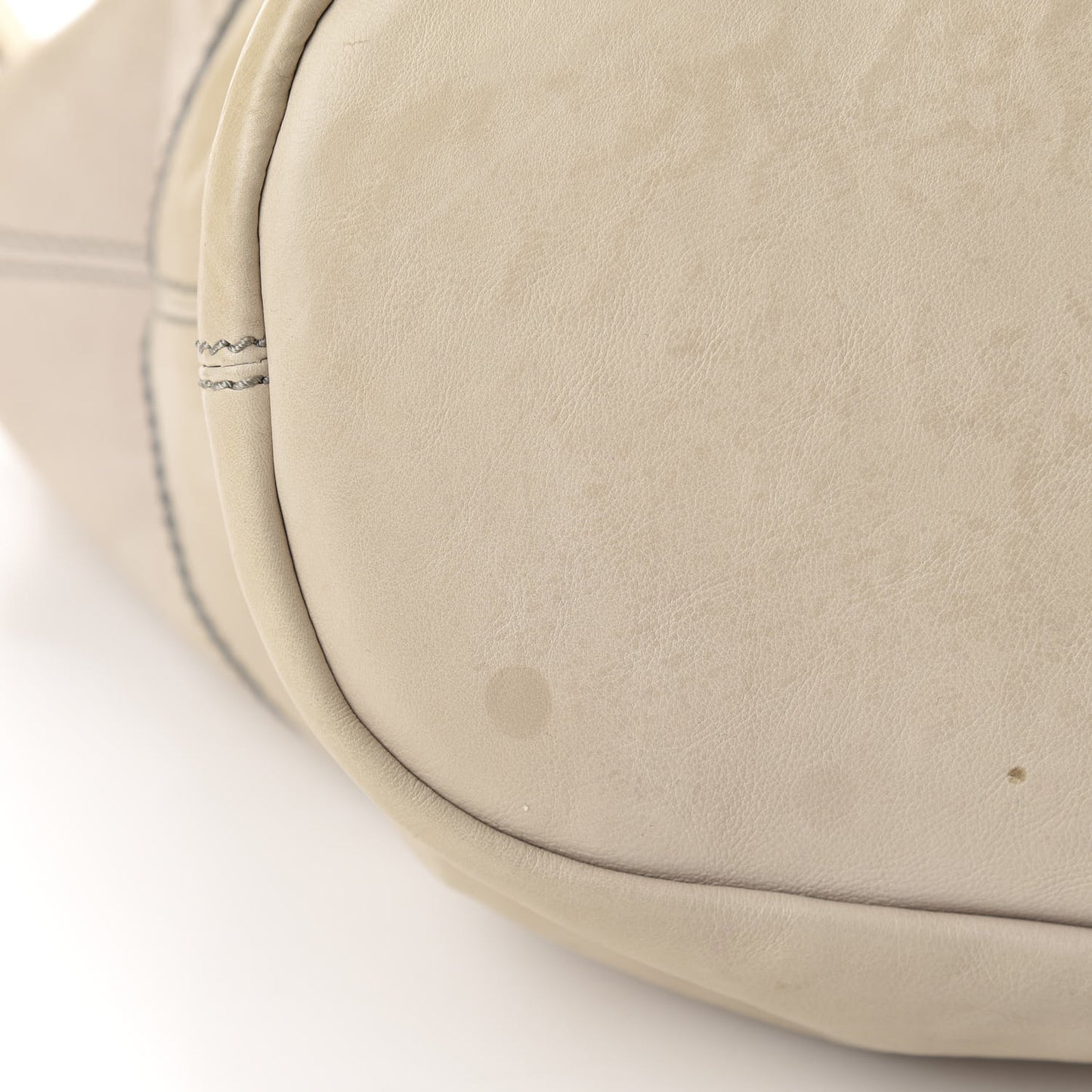 Lambskin Medium Nightingale Ivory