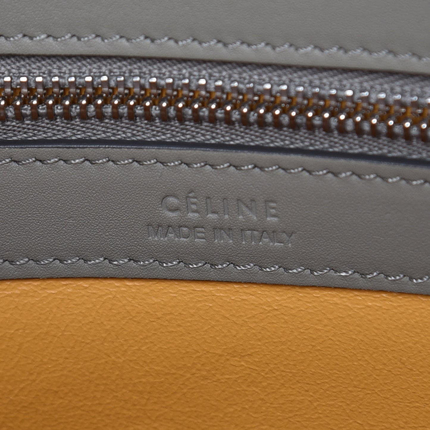 Smooth Calfskin Small Belt Cabas Phantom Arctic