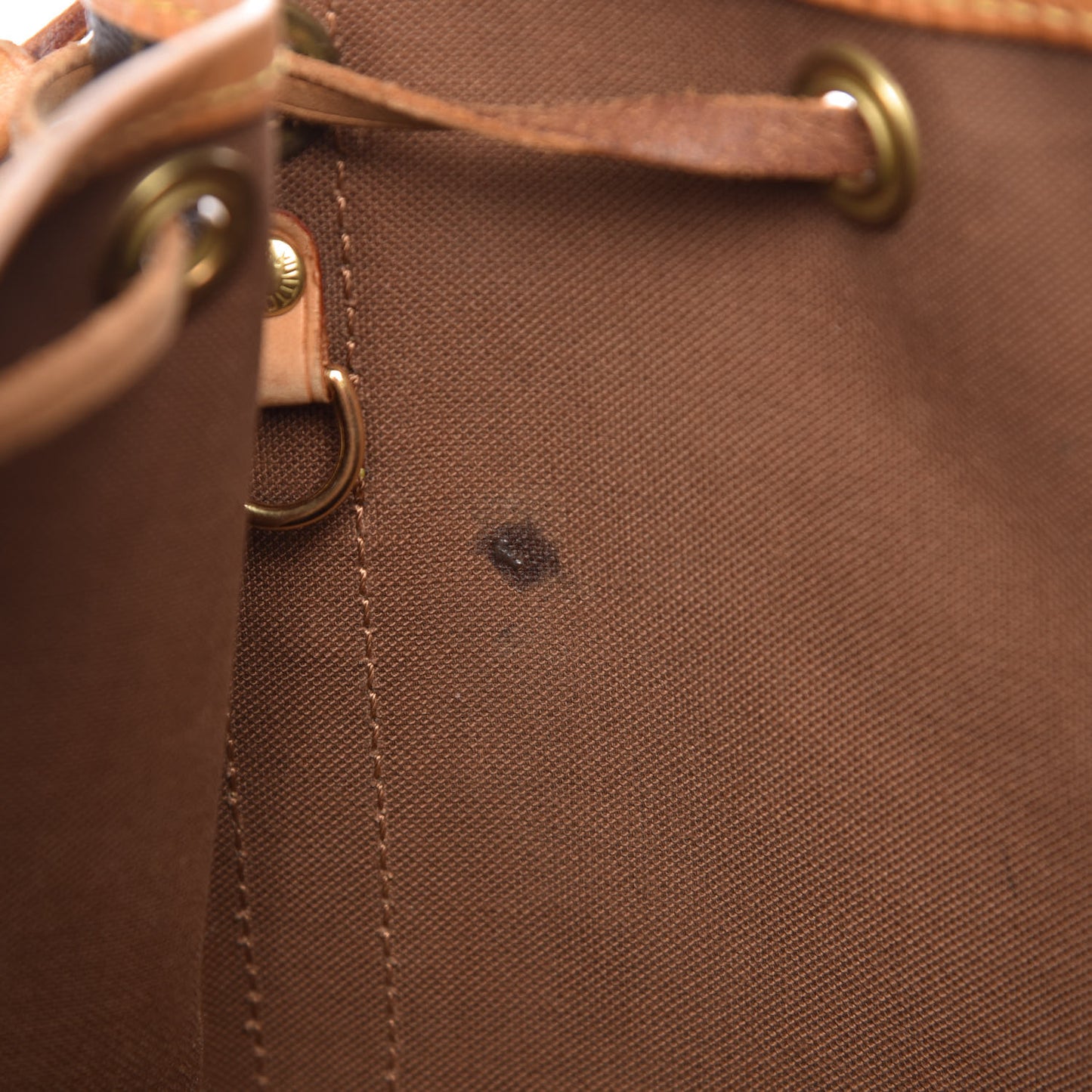 Monogram Noe