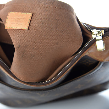 Louis Vuitton Monogram Odeon PM 9 of 23