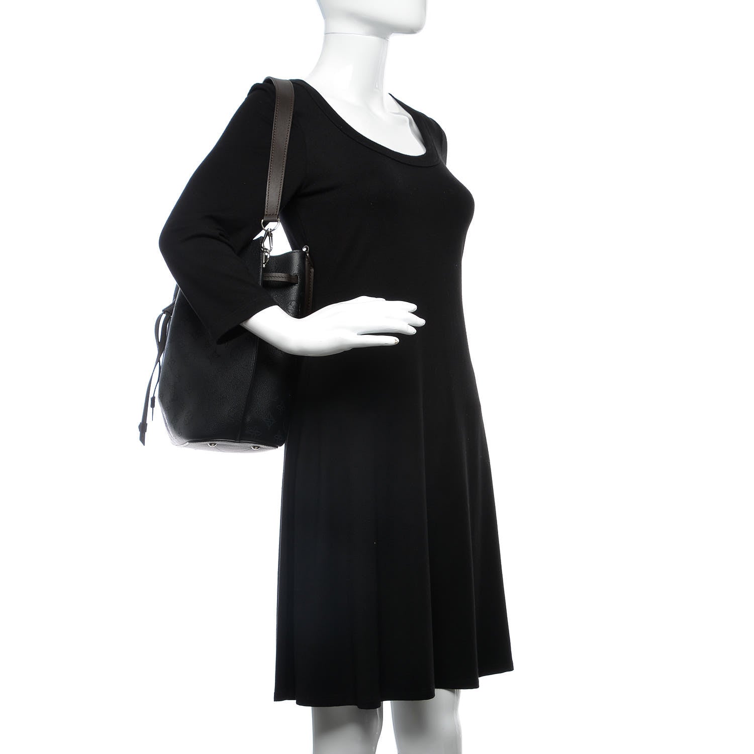 Louis Vuitton Mahina Girolata Black 2 of 9